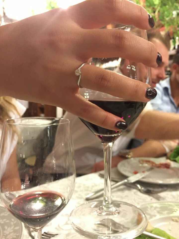 Il vostro anello di fidanzamento... - 1