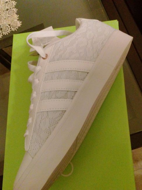 scarpe di ricambio dettaglio