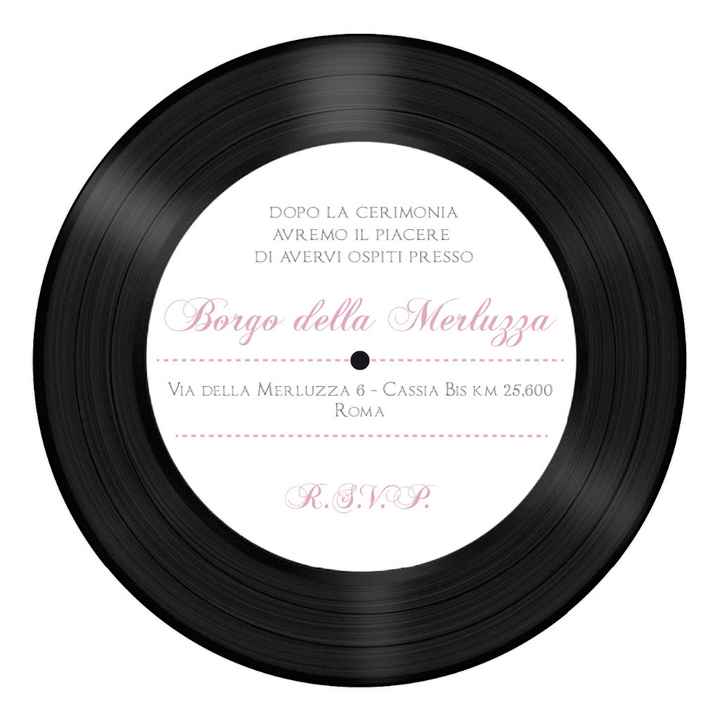 retro partecipazione a forma di Vinile