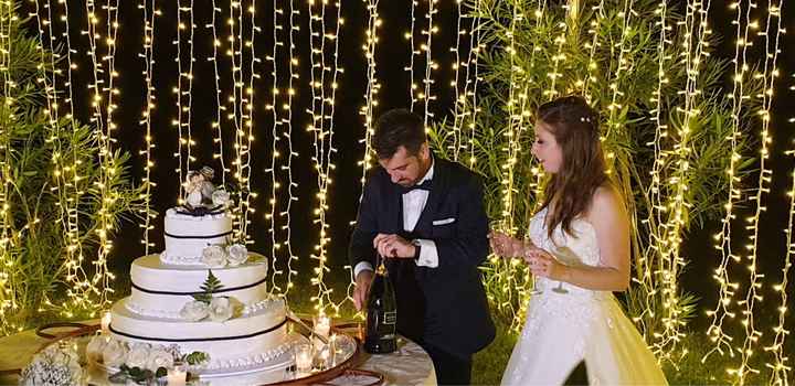 La regina torta nuziale! Quale preferite?❤️🎂 - 1