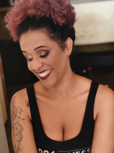 Truccatrice competente 4