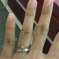 Mi consigliate un modello di fede da abbinare a questo anello di fidanzamento? - 1