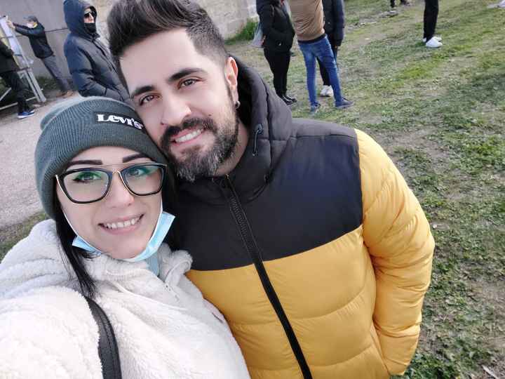 Postate una foto di voi due 👇 - 1