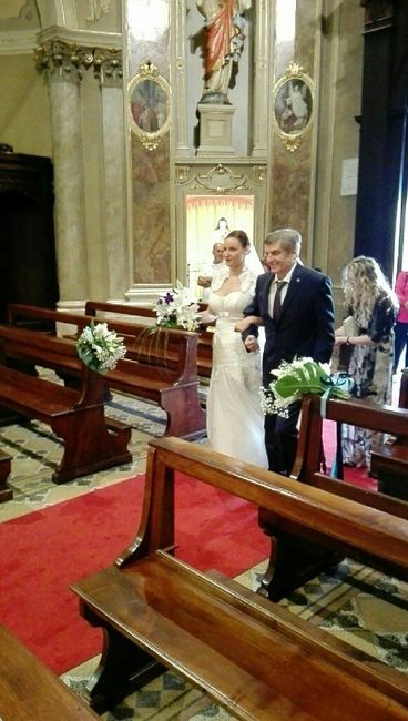 Spose! Voglio le vostre foto mentre andate all'altare!😃 - 1