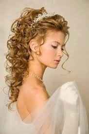 Capelli ricci da sposa 8