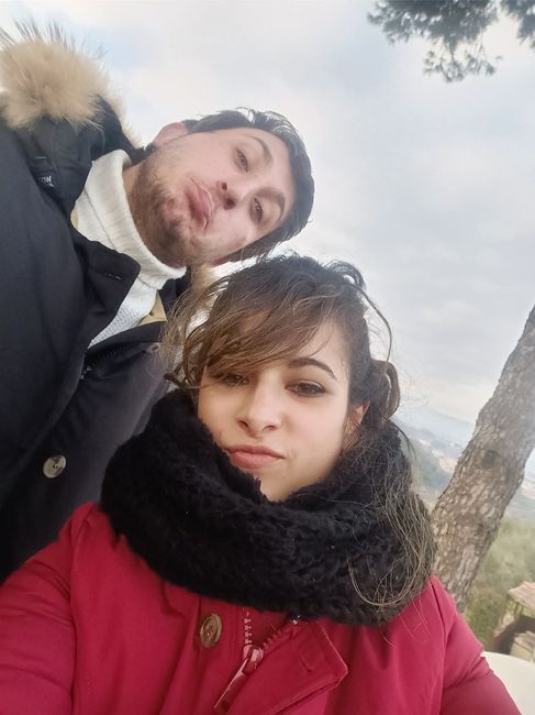 Postate una foto di voi due 👇 - 1