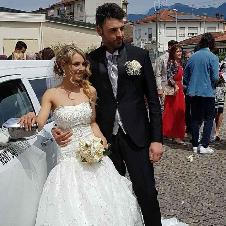 Ed eccoci qua.... felicemente sposati.... - 1