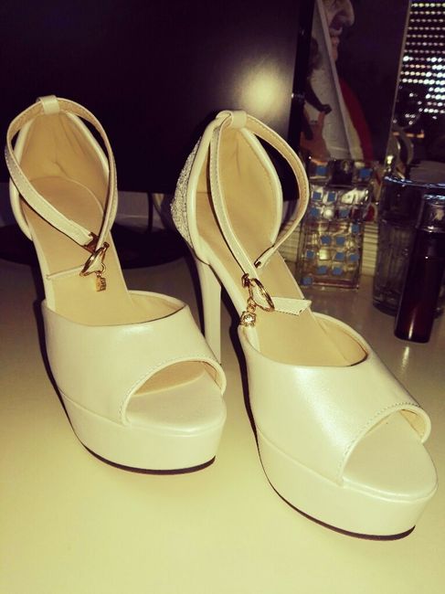 Ed ecco qua il mio primo paio di scarpe...... - 3