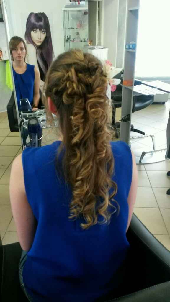 Acconciatura cercasi - 1