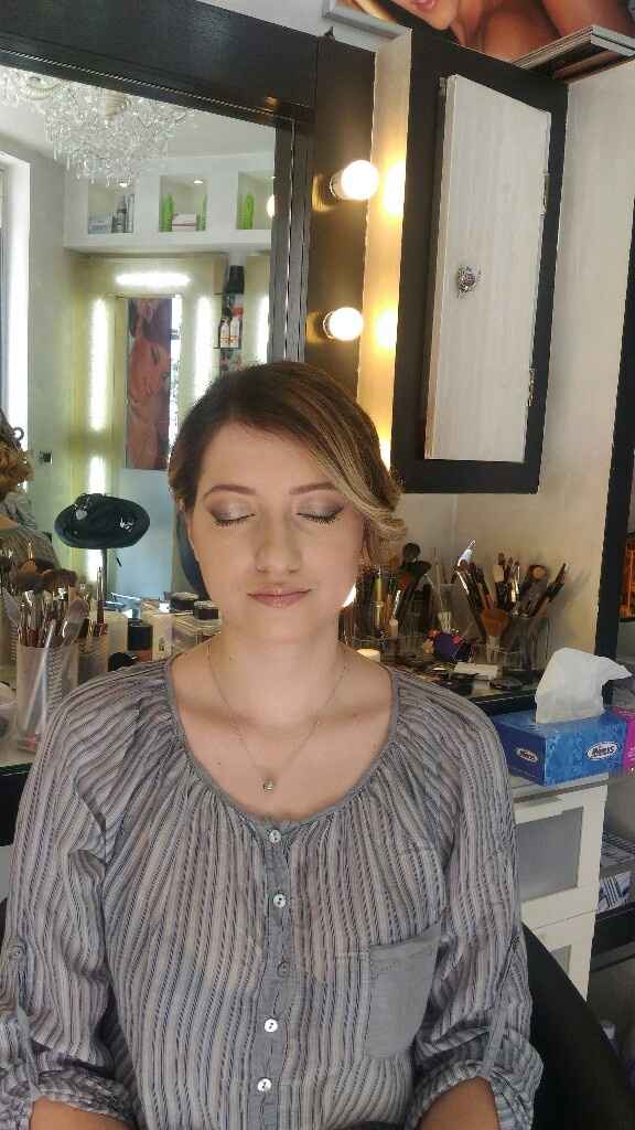 Prova acconciatura e trucco. vi piace? - 1