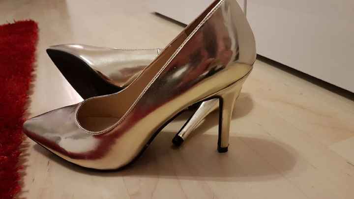  Ora cosa mi consigliate??ragazze siete importanti per me... - 1