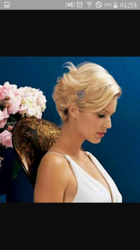 Acconciatura capelli corti - 3