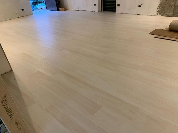 Help!! Pavimento gres porcellanato effetto legno ruvido 4