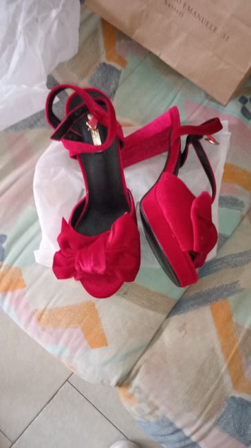 Help scarpa!! Décolleté o sandali? - 1
