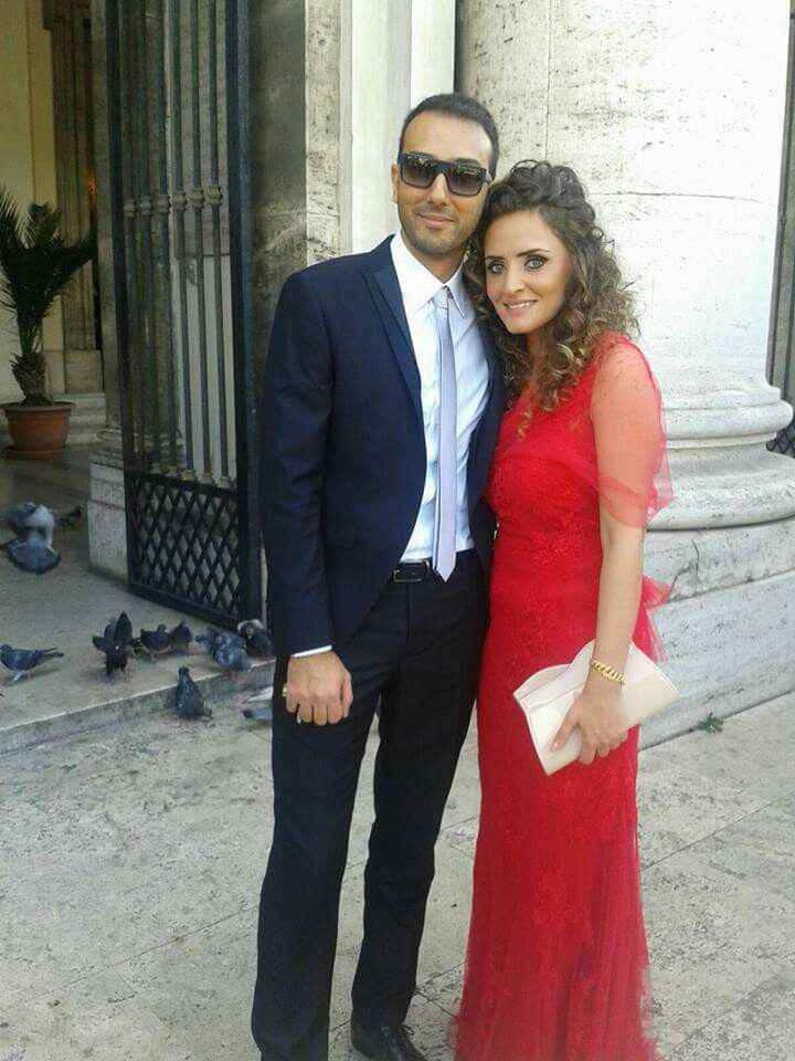 No all abito rosso x invitati.... - 1