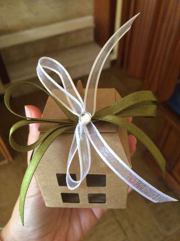 Sacchetti e confetti ai non invitati - 1