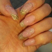 Mi fate vedere le vostre attuali unghie? - 1