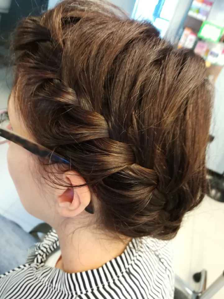 Acconciatura capelli corti... - 1