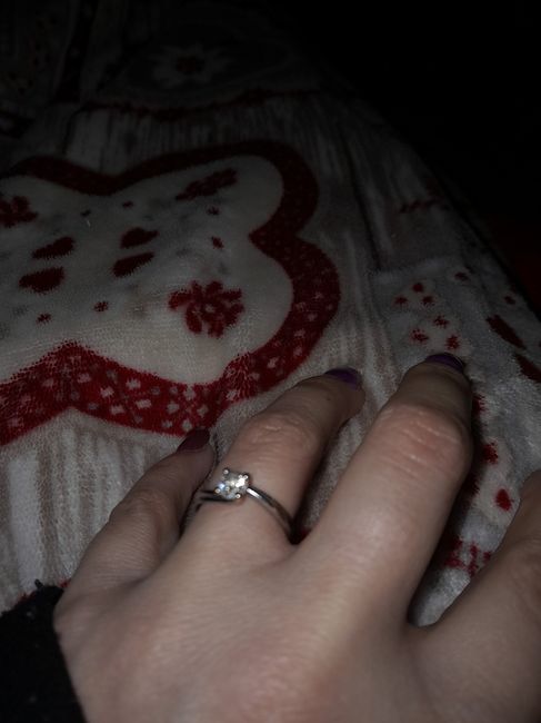 Come è il vostro anello di fidanzamento?? 3