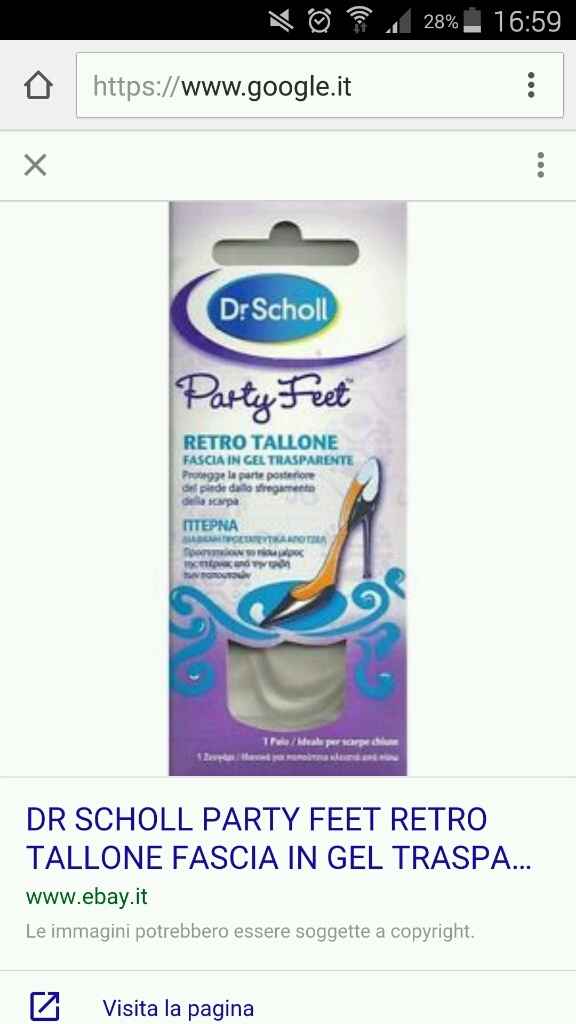 Aiuto ...calze sotto l' abito - 1