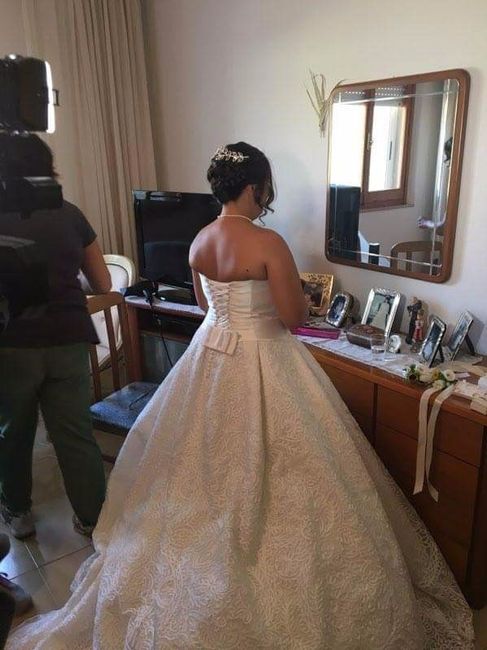 Dettagli abito dietro