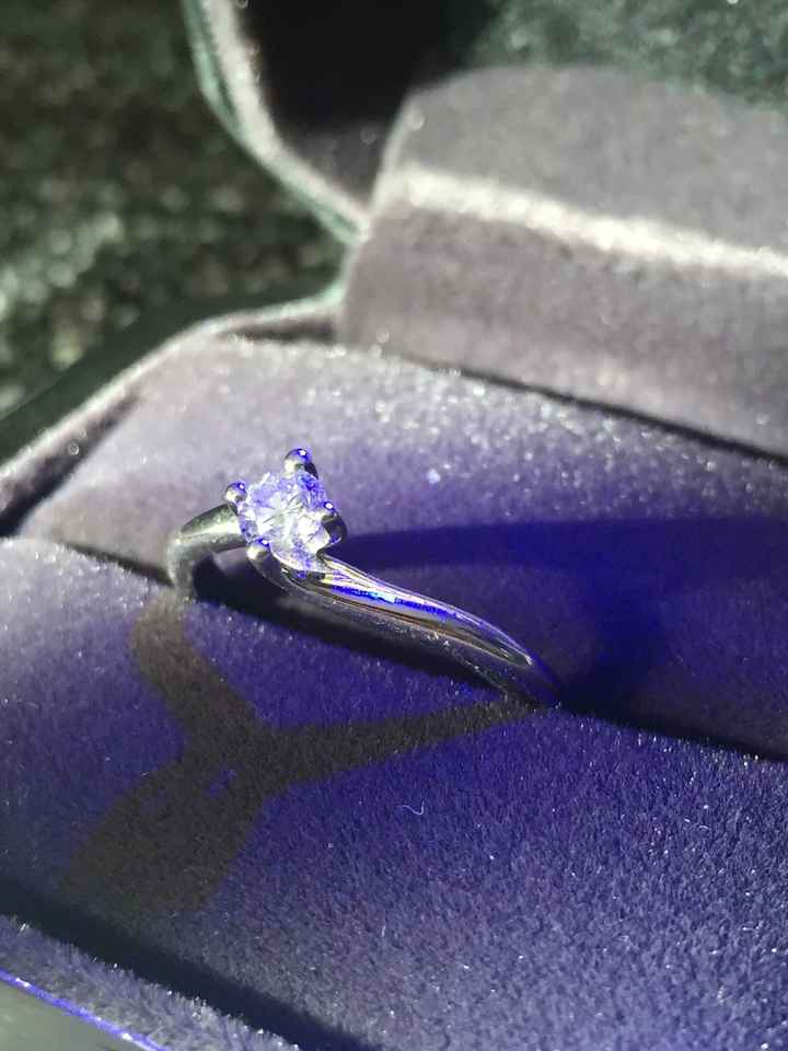 #LoveFriday - Mostrateci il vostro anello di fidanzamento - 1