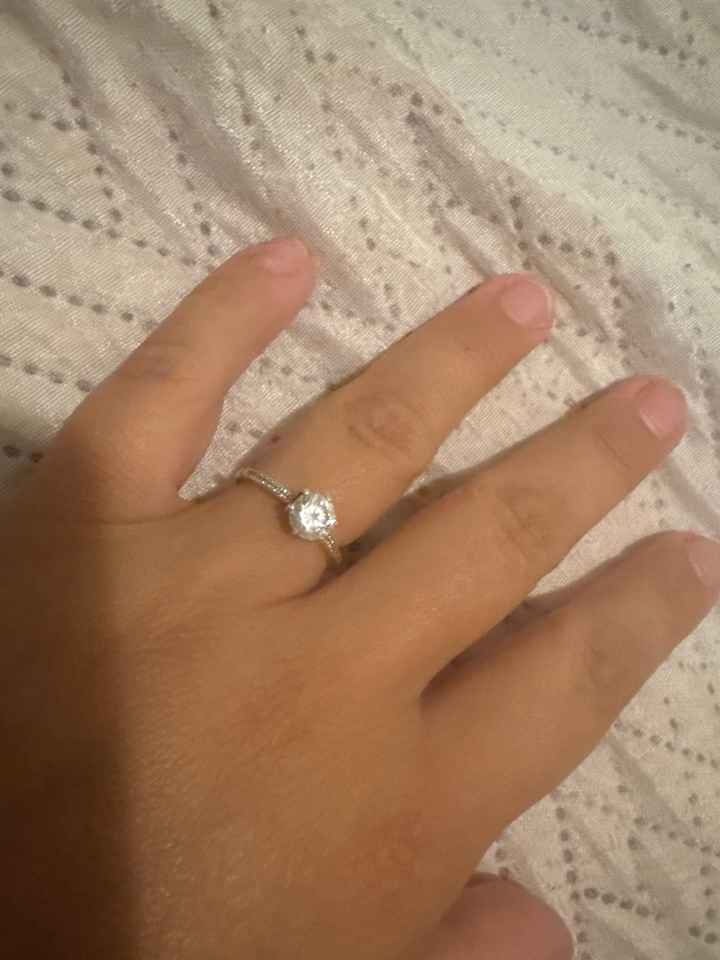 I vostri anelli di fidanzamento: vogliamo vederli! - 1