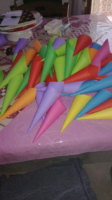  Conetti super colorati!! - 1