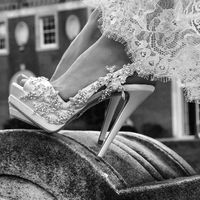 Mi fate vedere le vostre scarpe? - 1