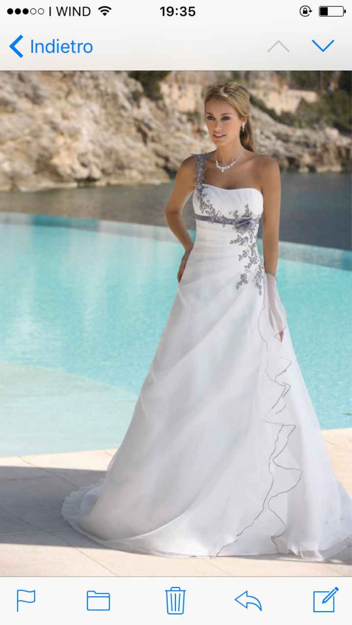  Il vostro abito! - 1