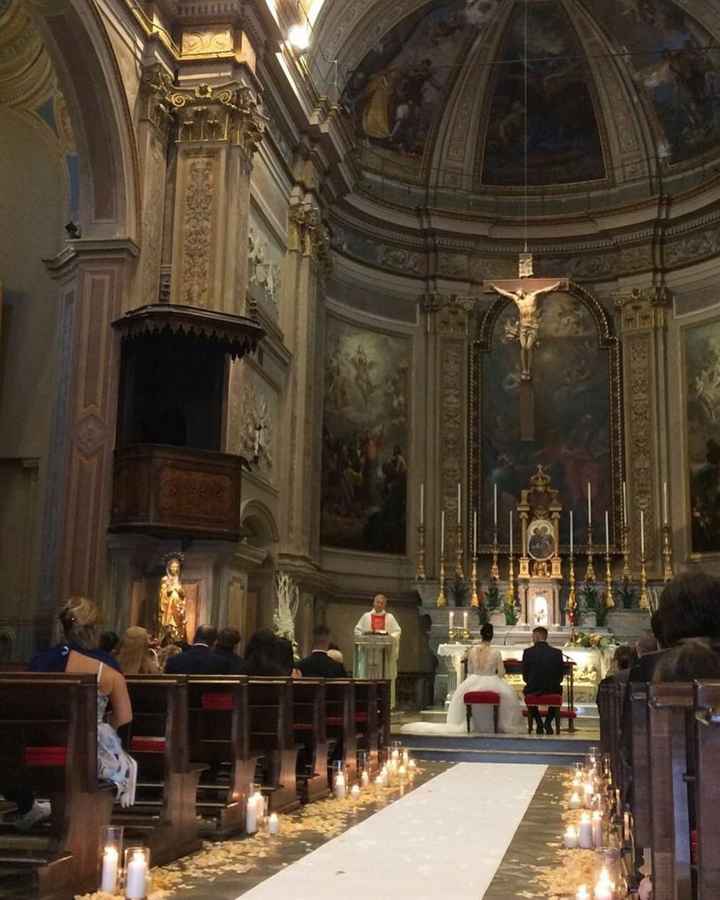 Spose natalizie, mi fate vedere le foto dell’entrata della chiesa? - 1