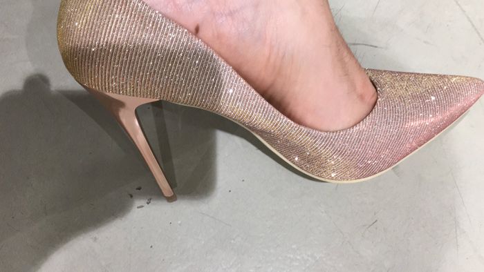 Di che colore saranno le tue scarpe? - 1