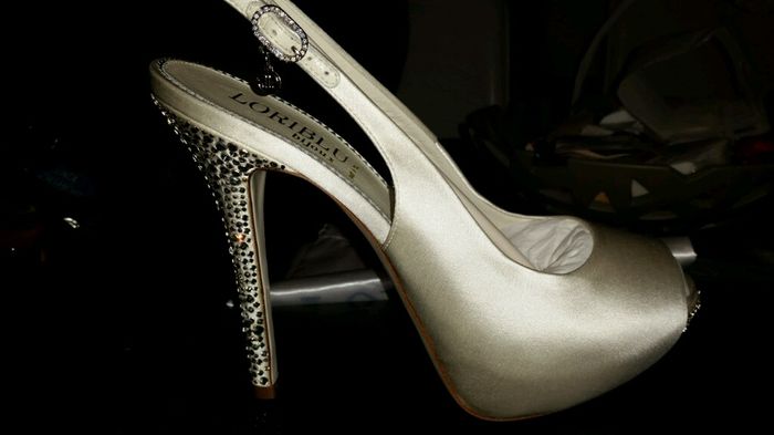 Le scarpe??ditemi la vostra - 1