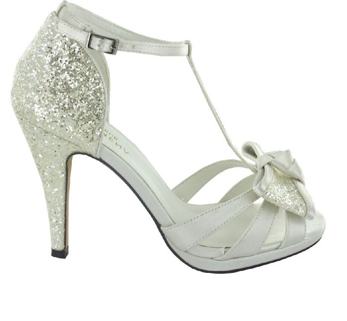 Secondo paio di scarpe - 1