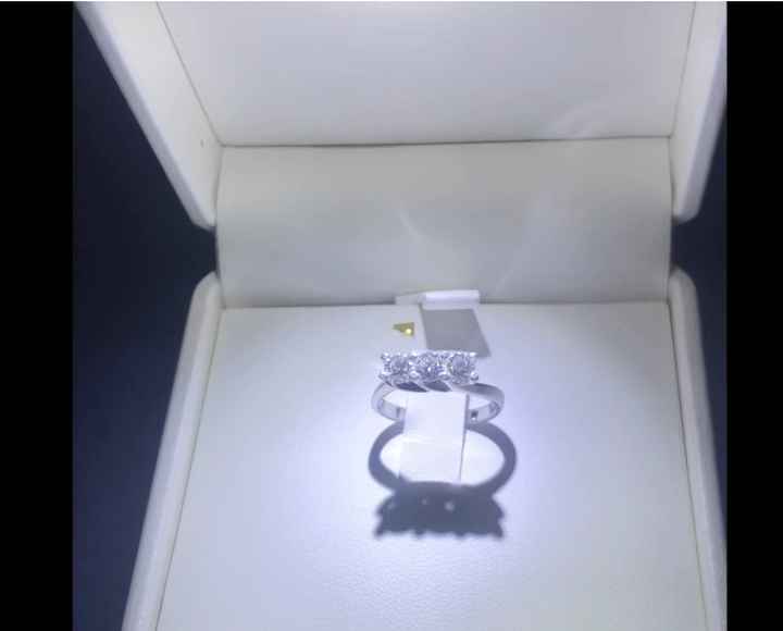 I vostri anelli di fidanzamento: vogliamo vederli! - 1