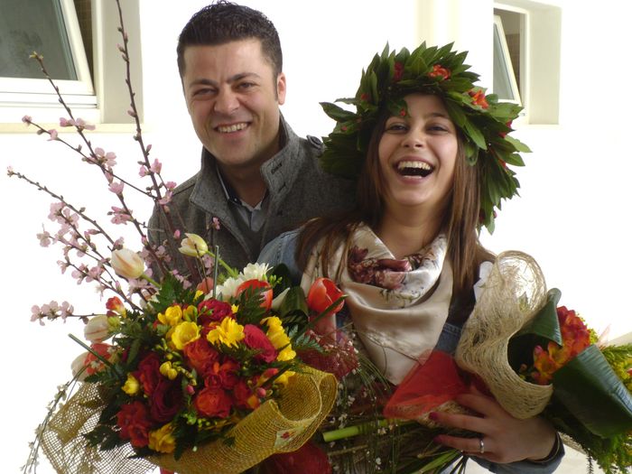 in attesa del matrimonio..io mi sono laureata =)