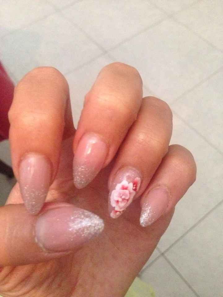 Secondo voi la mia estetista unghie e brava? - 1