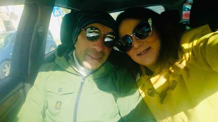 Postate una foto di voi due 👇 - 1