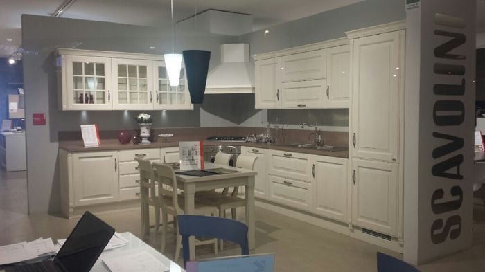 Pavimento e cucina - 1