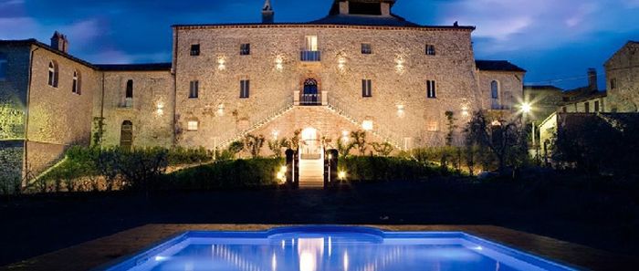 Evviva ho firmato il contratto con la nuova location castello di montignano - 1