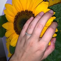 E ora mostraci una foto del tuo anello di fidanzamento! - 1