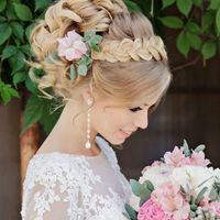 Scollatura halter (americana) e acconciature: mi fate vedere le vostre? - 2