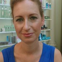 Estetista non fa prova trucco - 1