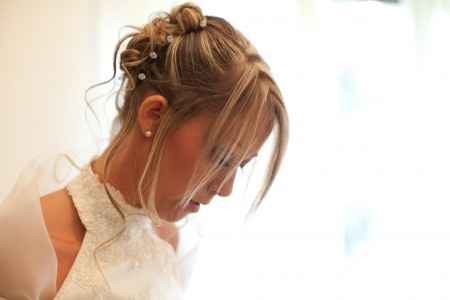 parrucco con cristalli di profilo