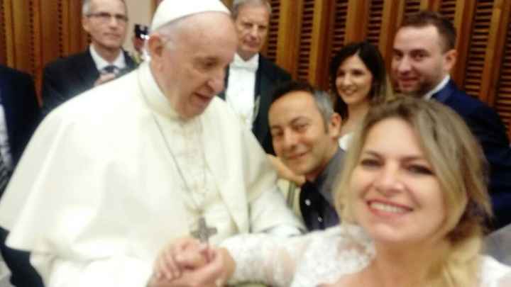 Neo sposi al papa - 1