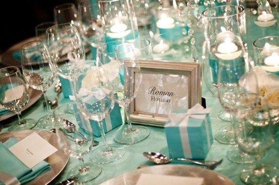 Nomi dei tavoli da assegnare con il colore Tiffany 2