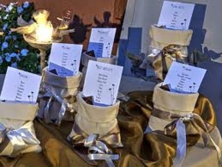 .......................