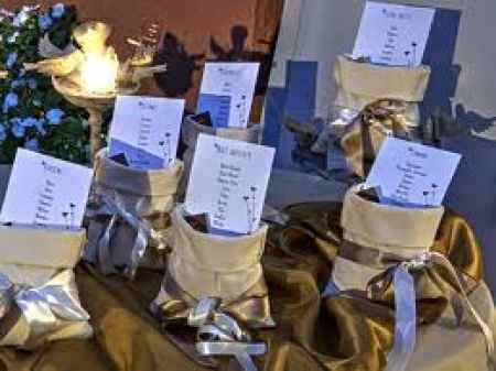 .......................