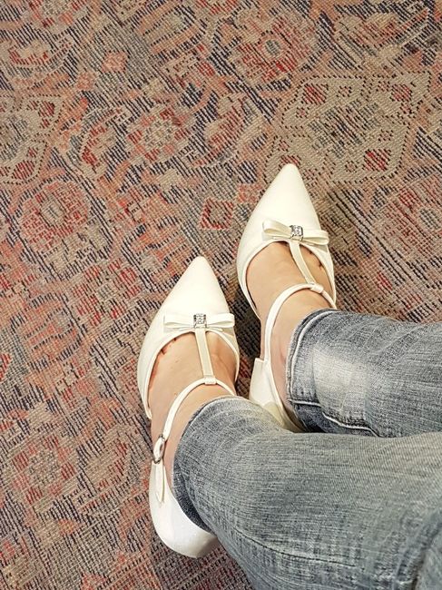 Quanto vi sono costate le scarpe da sposa? - 1