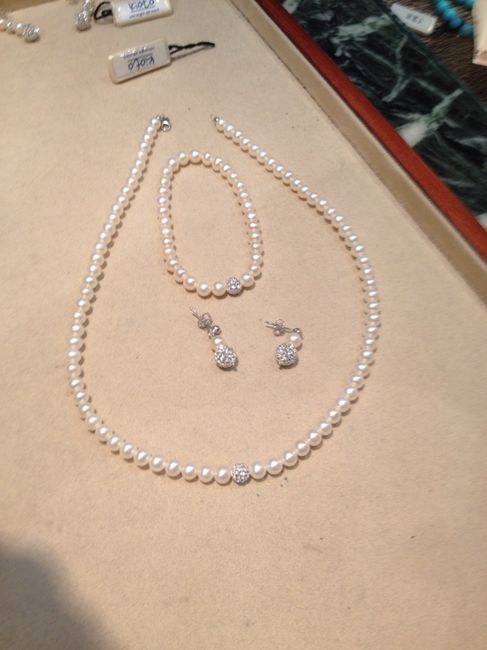 Orecchini e collana - 1